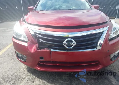 2013 Nissan Altima 2.5 S z USA, uszkodzony, nr VIN 1N4AL3AP1DC173660